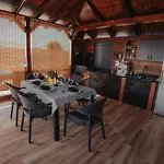 Rustic Casa 펜션